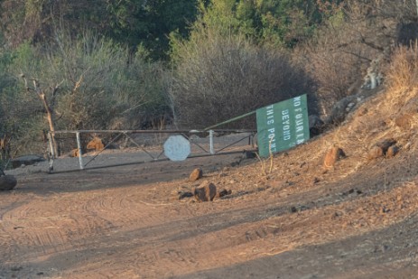 Gesperrte Piste im Chobe Nationalpark